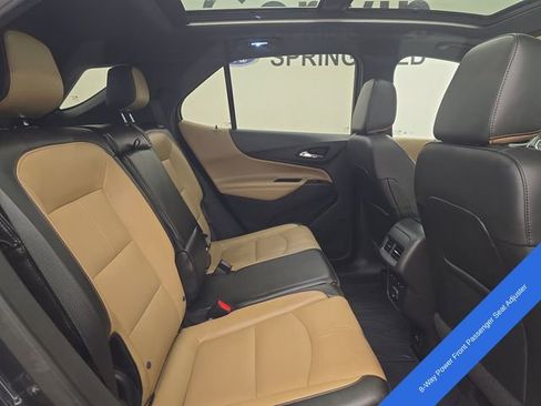 Used 2022 Chevrolet Equinox Premier AWD/4WD image 13