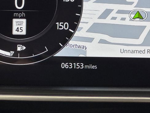 Used 2020 Land Rover Range Rover Sport HSE image 18