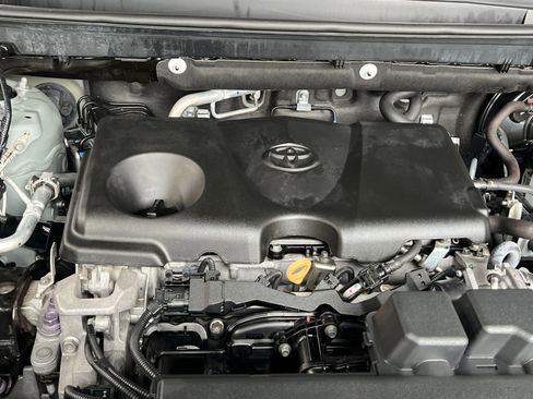 Used 2023 Toyota RAV4 XLE Premium image 27