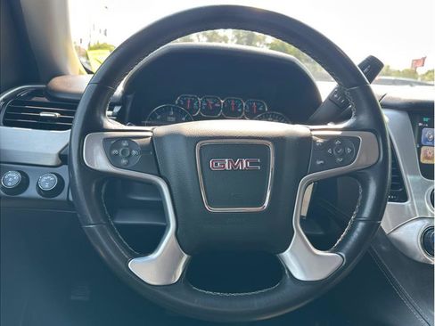 Used 2020 GMC Yukon XL SLE w/ HD Trailering Package image 16