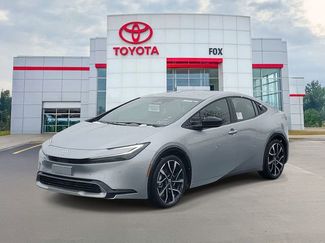 New 2026 Toyota Prius Plug-In Hybrid FWD video 2