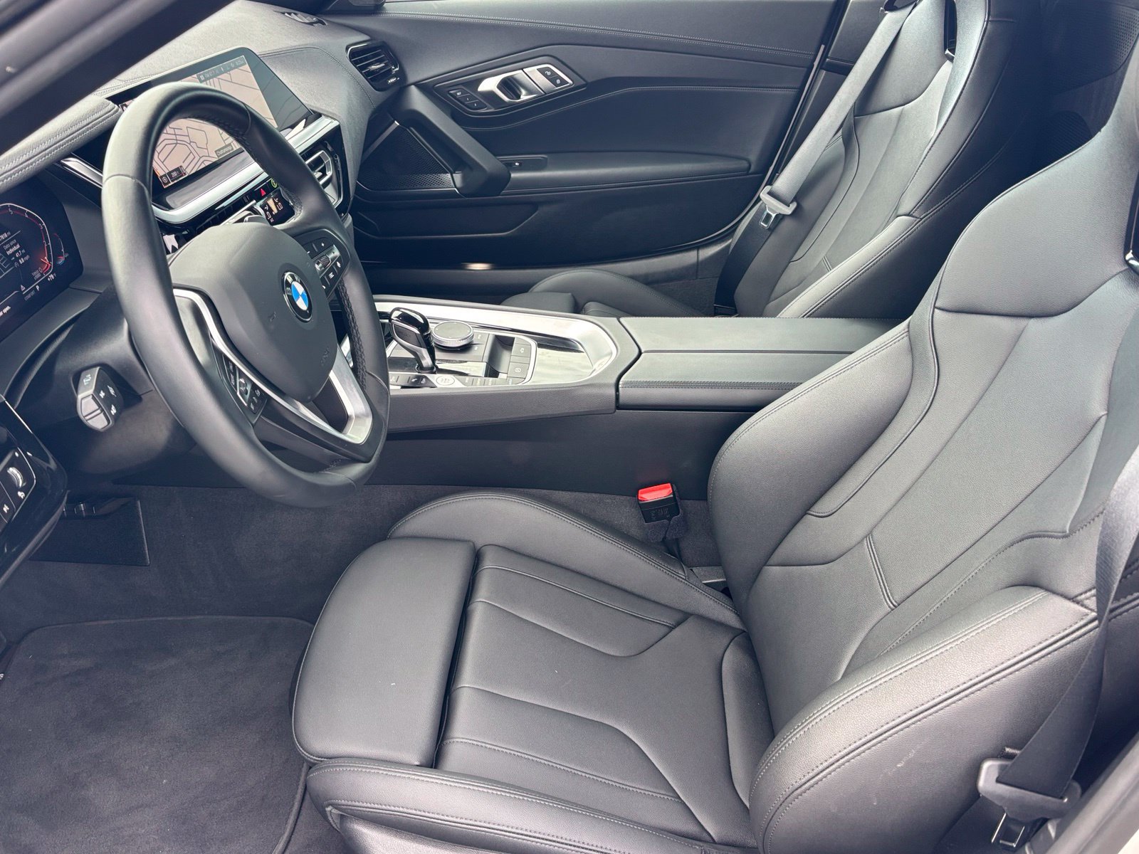 Used 2022 BMW Z4 sDrive30i RWD image 14
