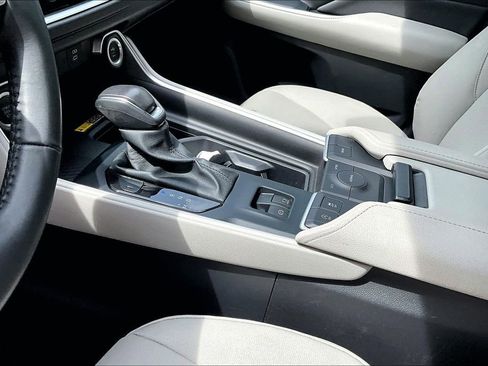 Certified 2025 Toyota Grand Highlander FWD image 16