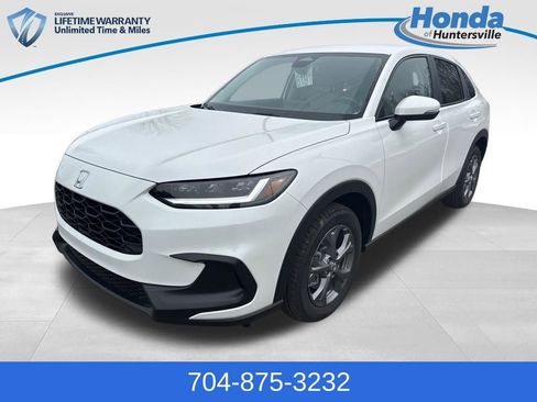 New 2026 Honda HR-V LX image 3