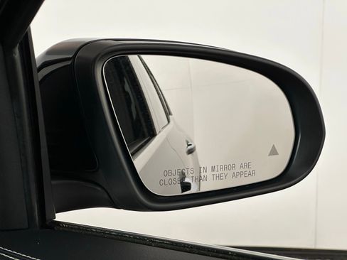 Used 2020 Mercedes-Benz GLB 250 image 23