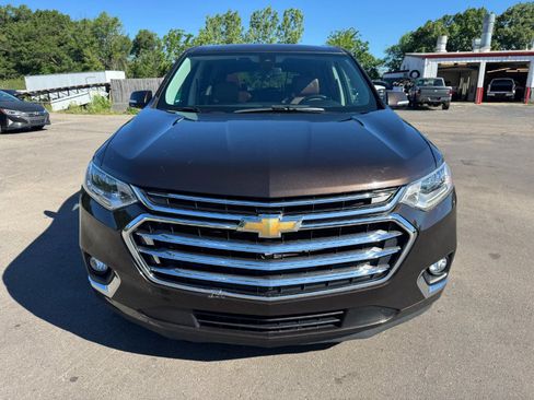 Used 2018 Chevrolet Traverse High Country AWD/4WD image 8