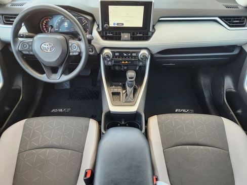 Used 2025 Toyota RAV4 XLE w/ Convenience Package image 20