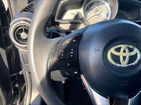 Used 2017 Toyota Yaris iA FWD image 21