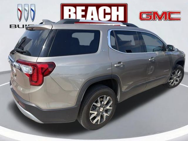 Used 2023 GMC Acadia SLT w/ LPO, Floor Liner Package FWD image 2