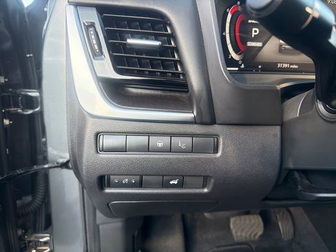 Certified 2023 Nissan Rogue Platinum w/ Platinum Premium Package image 34