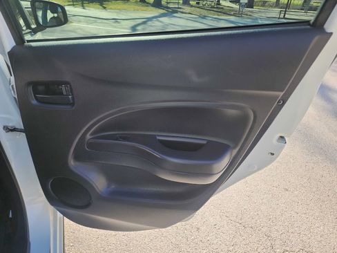 Used 2020 Mitsubishi Mirage ES image 27