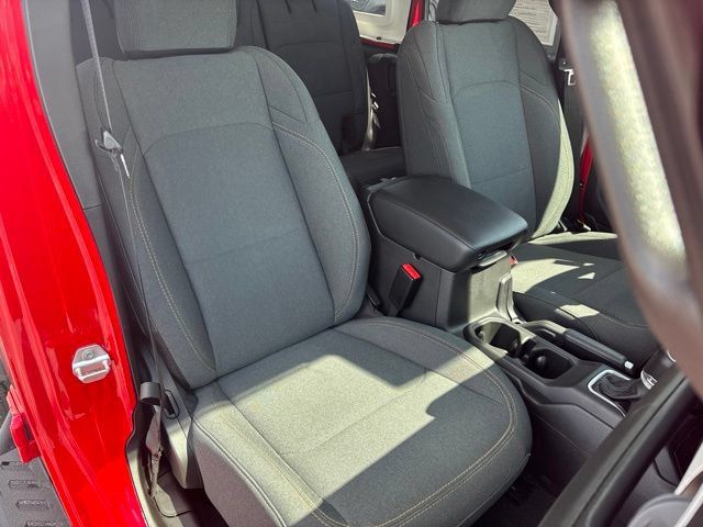 Used 2026 Jeep Wrangler Unlimited Sport AWD/4WD image 22