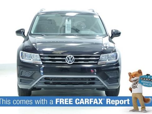 Used 2019 Volkswagen Tiguan S image 2