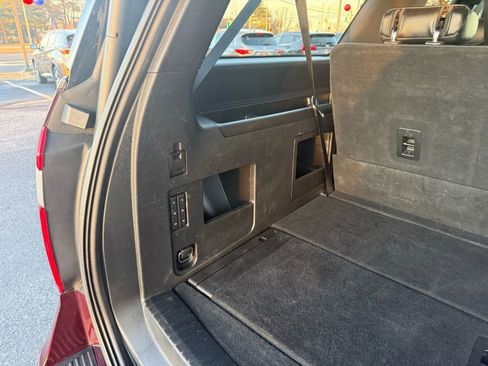 Used 2020 Ford Expedition Max XLT w/ Equipment Group 202A image 46