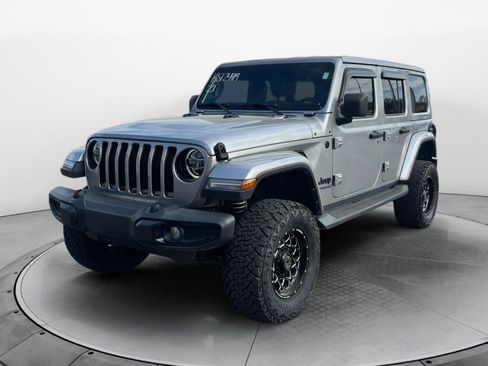 Used 2021 Jeep Wrangler Unlimited Sahara AWD/4WD image 7