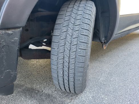 Used 2009 Dodge Ram 1500 Truck ST image 6