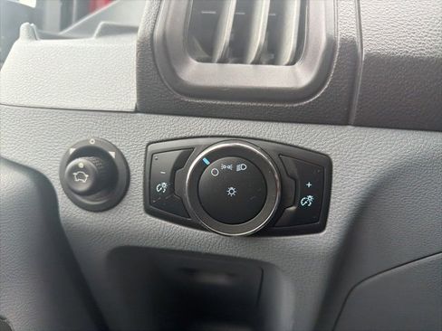 Used 2017 Ford Transit 150 XL image 19
