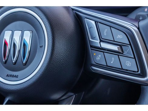Used 2024 Buick Envision Avenir AWD/4WD image 27