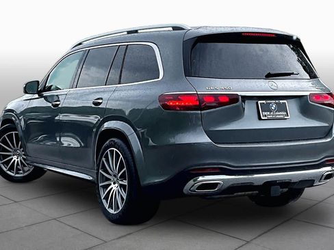 Used 2025 Mercedes-Benz GLS 450 4MATIC image 11