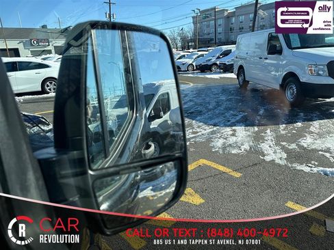 Used 2024 Ford Transit 350 XLT image 45