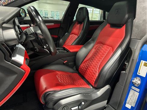 Used 2019 Lamborghini Urus AWD/4WD image 6