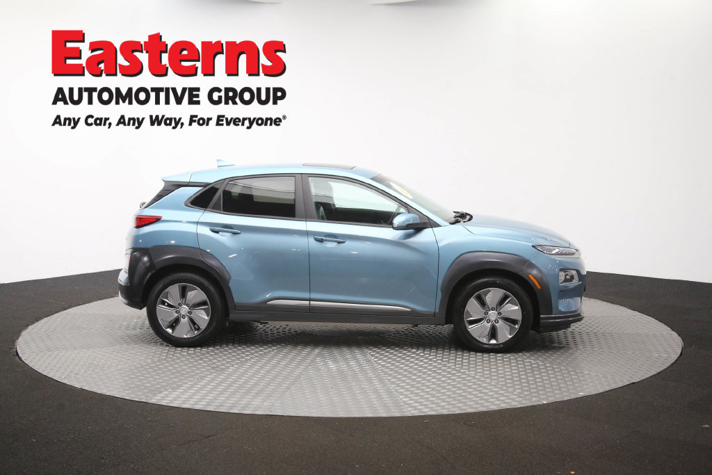 Used 2021 Hyundai Kona Limited FWD image 49