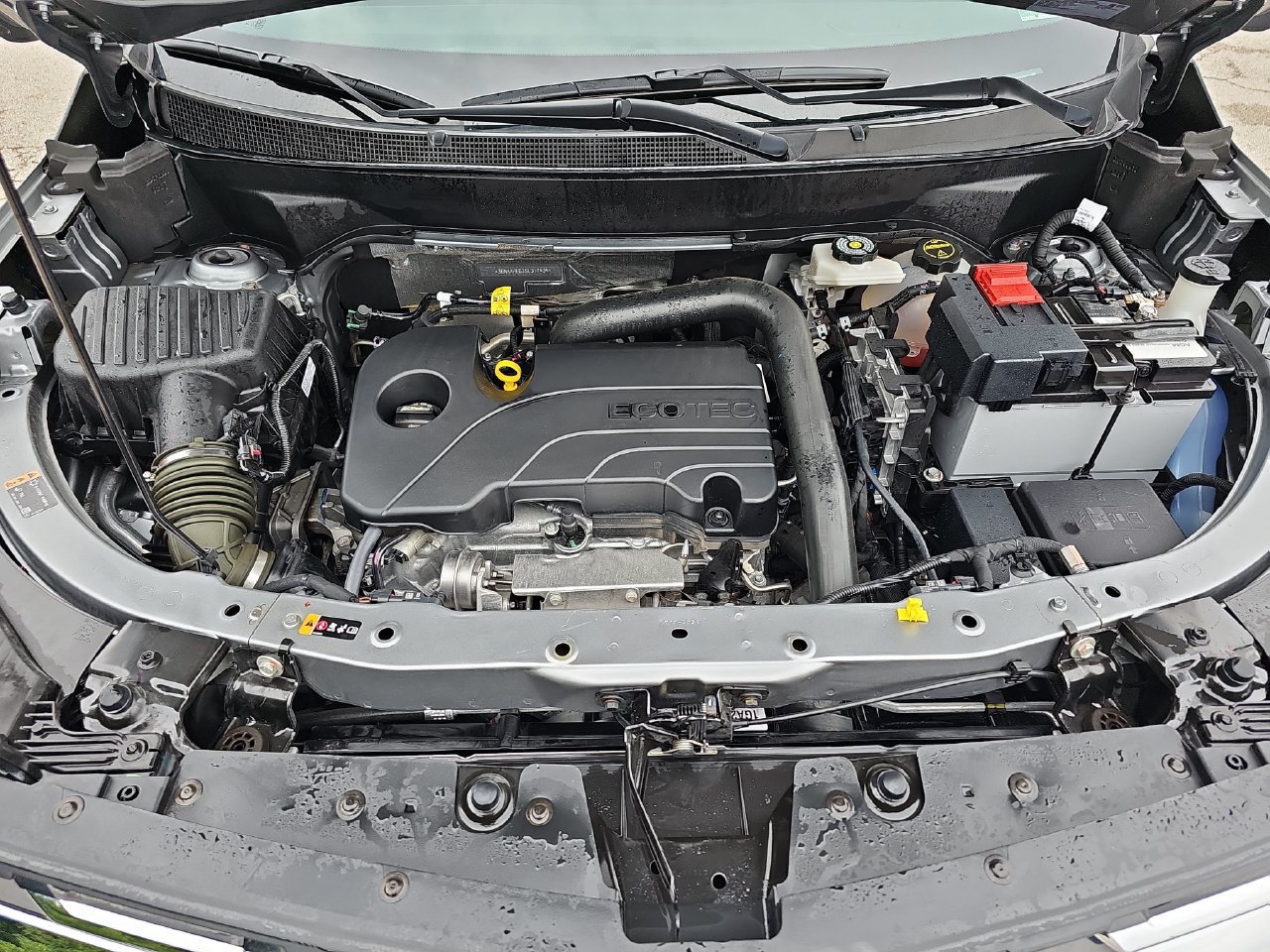 Used 2025 Chevrolet Equinox LT FWD image 36