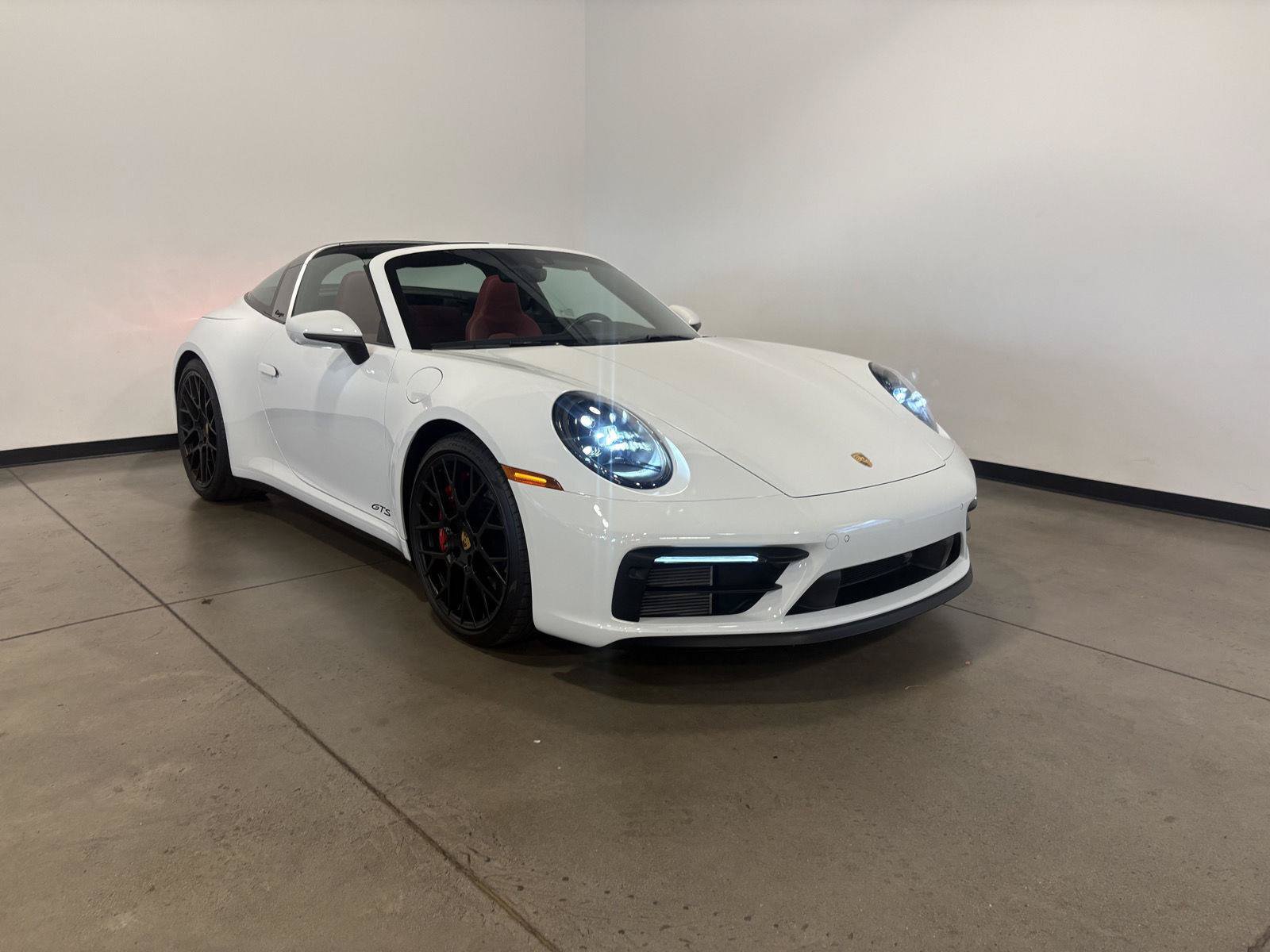 Used 2024 Porsche 911 Targa 4 GTS AWD/4WD image 10
