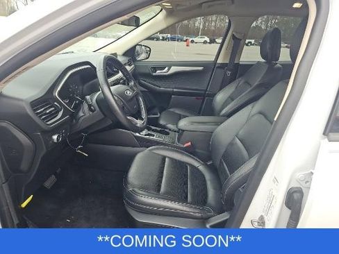 Used 2020 Ford Escape SEL image 3