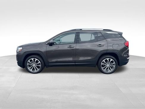 Used 2020 GMC Terrain SLT w/ Preferred Package AWD/4WD image 2