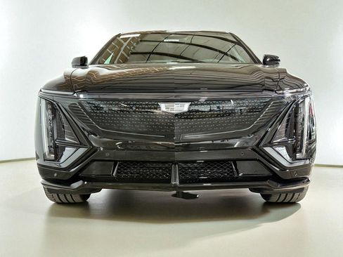 New 2026 Cadillac Lyriq V image 5