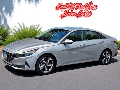 Used 2023 Hyundai Elantra Limited