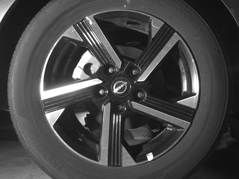 Used 2025 Nissan Sentra SV FWD image 15