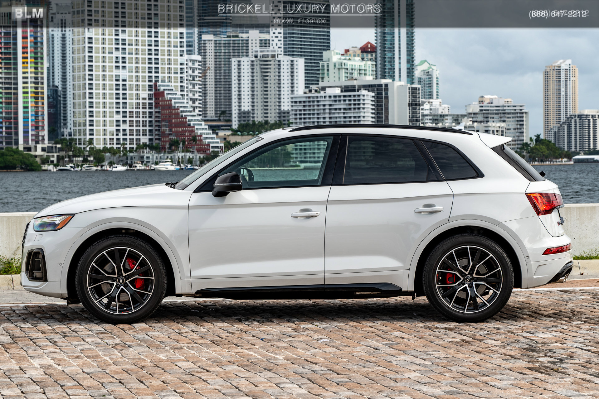 Used 2024 Audi SQ5 Prestige AWD/4WD image 11