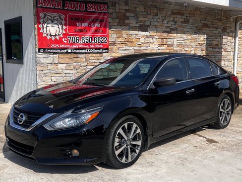 Used 2016 Nissan Altima 2.5 SR FWD image 2