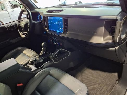 Used 2023 Ford Bronco Outer Banks image 30