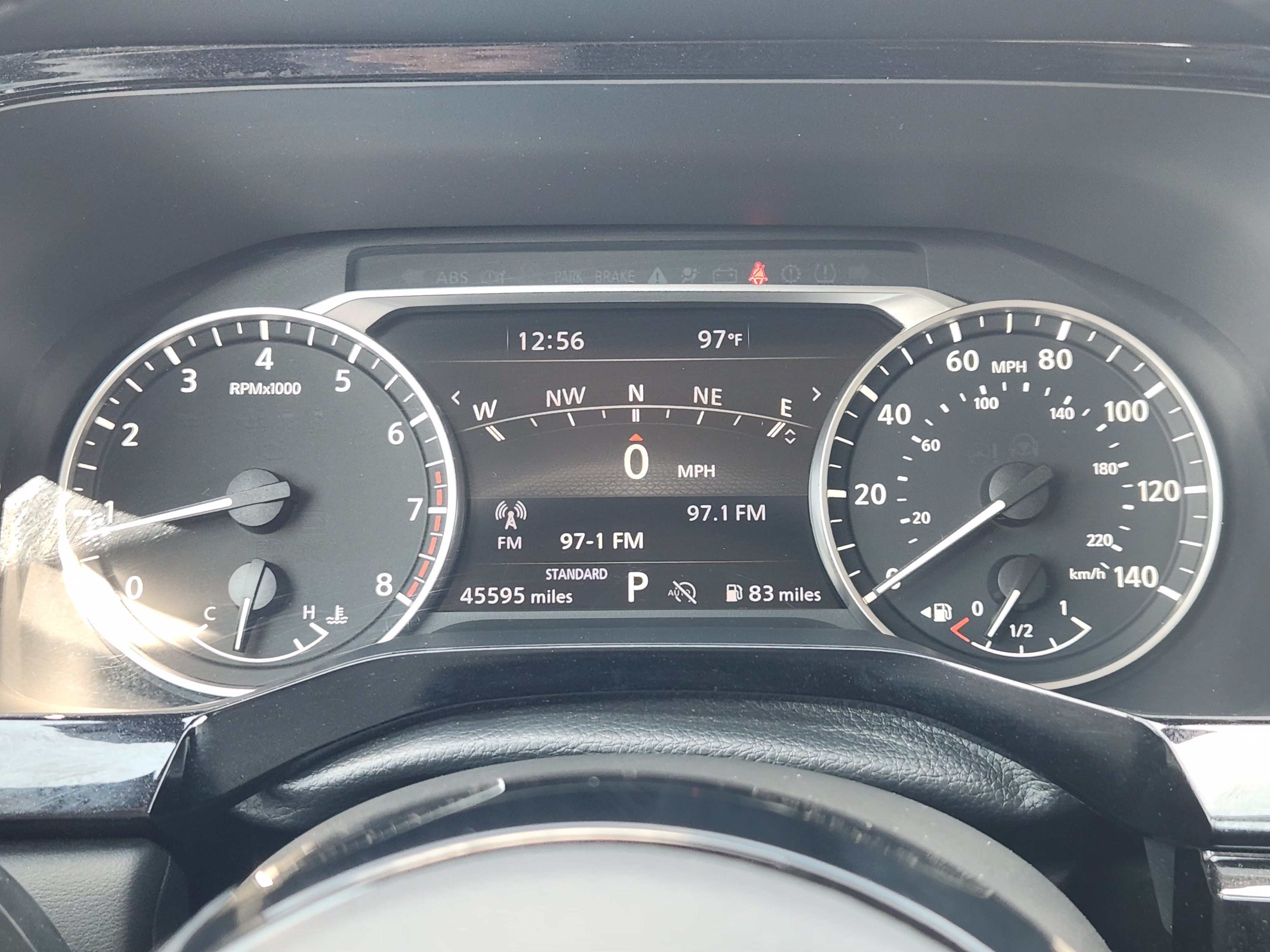 Used 2025 Nissan Pathfinder SL FWD image 16