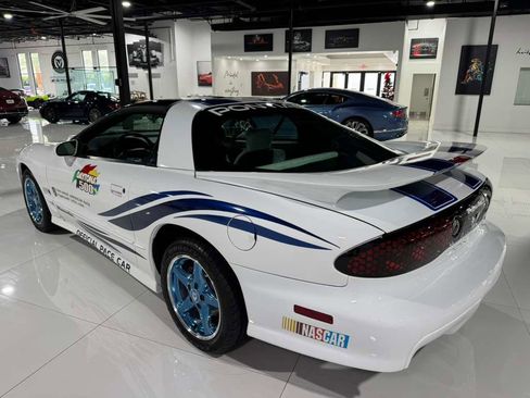 Used 1999 Pontiac Firebird Formula image 13
