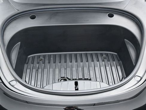 Used 2021 Tesla Model 3 Performance image 44