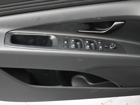 Certified 2025 Hyundai Elantra Sport FWD image 20