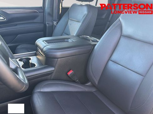 Used 2023 Chevrolet Tahoe Z71 w/ Luxury Package AWD/4WD image 20
