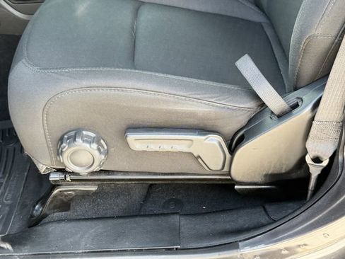 Used 2019 Jeep Wrangler Unlimited Sport S AWD/4WD image 13