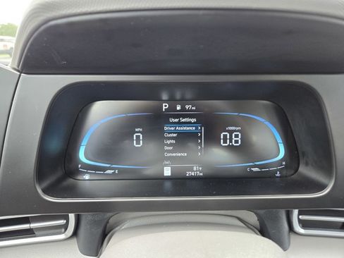 Used 2025 Hyundai Elantra Sport FWD image 24