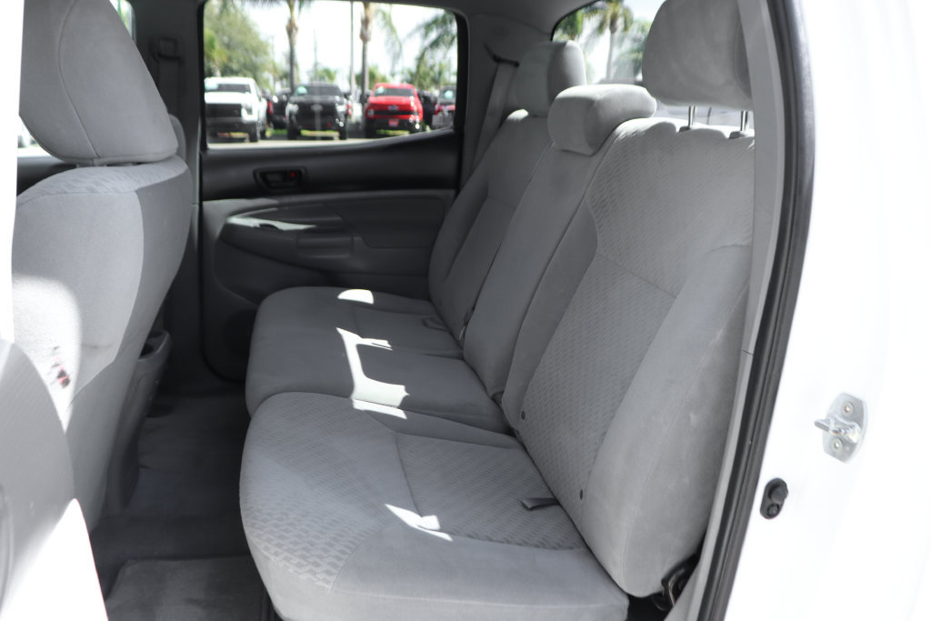 Used 2011 Toyota Tacoma 4x4 Double Cab w/ SR5 Pkg #2 w/JBL Audio image 33