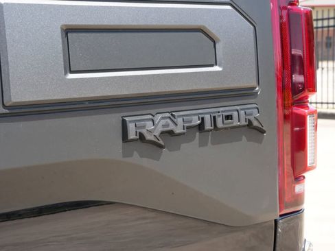 Used 2020 Ford F150 Raptor w/ Equipment Group 802A Luxury AWD/4WD image 16