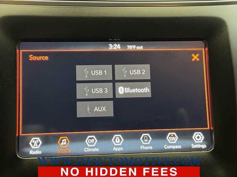 Used 2020 Jeep Cherokee Latitude Plus AWD/4WD image 25