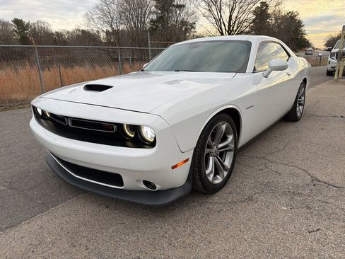 Used 2020 Dodge Challenger R/T image 6