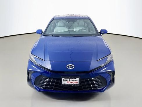 New 2026 Toyota Camry SE image 2