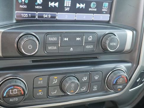 Used 2018 Chevrolet Silverado 1500 LT w/ All Star Edition AWD/4WD image 22