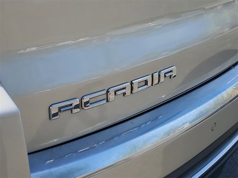 Used 2015 GMC Acadia SLE image 5